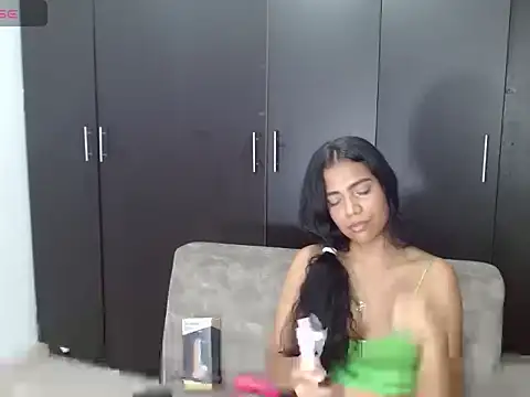 Snapshot of NandyKiss chatting on November 12, 7:13 pm NandyKiss online show from November 12, 7:13 pm