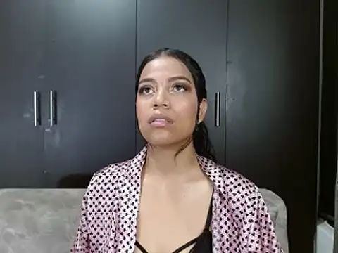 Snapshot of NandyKiss chatting on November 23, 10:15 am NandyKiss online show from November 23, 10:15 am