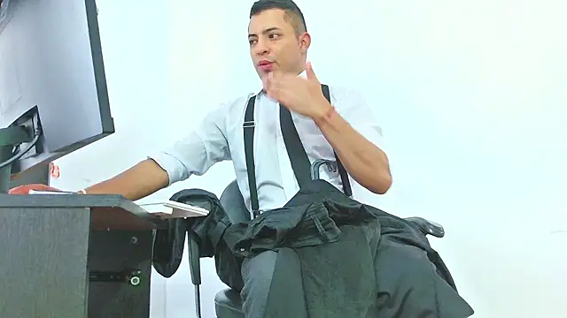 Mike Fetiche online show from January 13, 4:34 pm