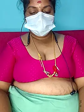 deepikasree143 online show from November 7, 6:41 pm