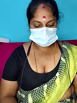 deepikasree143 online show from November 13, 3:55 pm