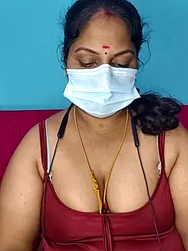 deepikasree143 online show from November 27, 7:49 pm