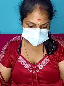 deepikasree143 online show from November 29, 6:44 pm