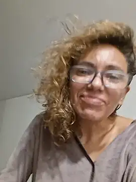 loveryvicky online show from November 15, 12:34 pm