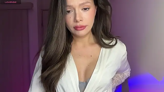 Snapshot of Lisa_Graham chatting on February 6, 4:39 am Lisa Graham online show from February 6, 4:39 am