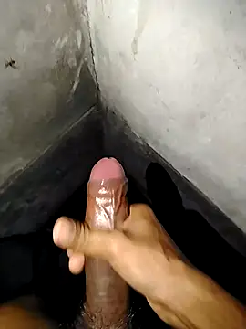 Snapshot of Sudda1199 chatting on December 18, 3:29 pm Sudda1199 online show from December 18, 3:29 pm