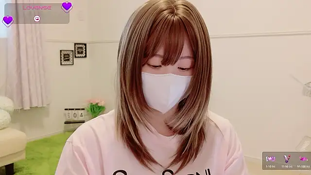 Snapshot of KIRINO_xx_ chatting on April 4, 12:20 am KIRINO xx online show from April 4, 12:20 am