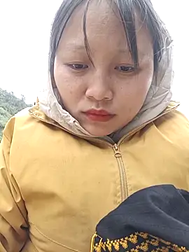 yoyo-mi online show from November 20, 2:23 am