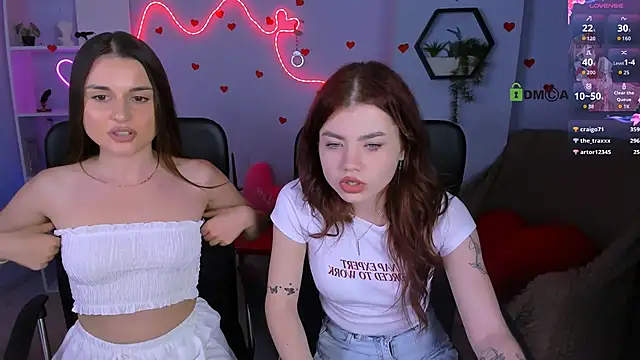 isabel wave online show from June 14, 7:05 pm