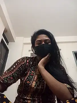 Green LaDY66 online show from October 28, 4:09 pm