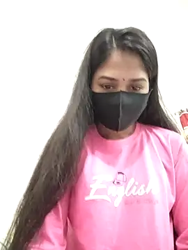 Green LaDY66 online show from December 22, 9:06 am