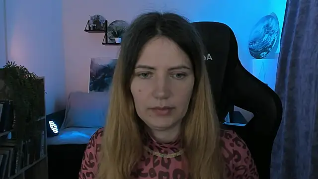 AleksaLaurent online show from December 4, 8:45 am