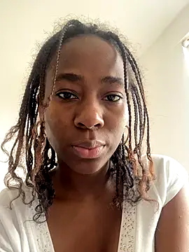 Snapshot of milarain chatting on November 4, 12:37 pm milarain online show from November 4, 12:37 pm