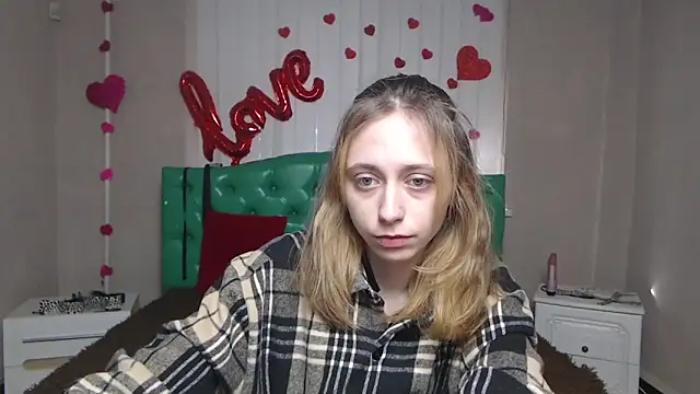 TracyLll online show from February 9, 9:46 am