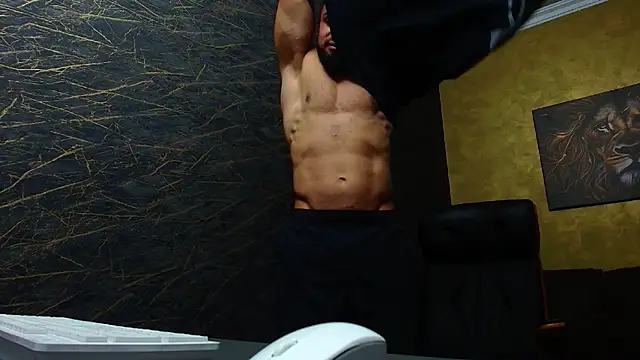 Snapshot of HayesWood chatting on November 5, 5:29 am HayesWood online show from November 5, 5:29 am