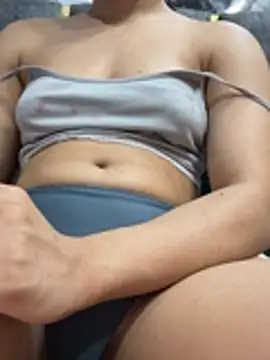 Heena Sharma982 online show from June 14, 7:27 pm