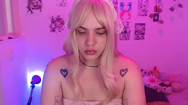 reiko doll online show from November 14, 9:46 pm