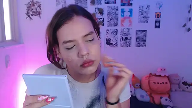 reiko doll online show from December 19, 3:30 pm