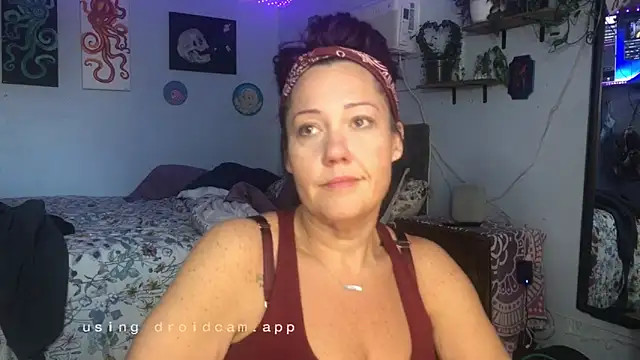 kristallic online show from January 8, 4:20 pm