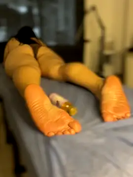 Snapshot of Vickybon chatting on November 8, 6:29 pm Vickybon online show from November 8, 6:29 pm