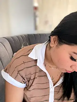 Snapshot of Vickybon chatting on November 27, 3:14 pm Vickybon online show from November 27, 3:14 pm