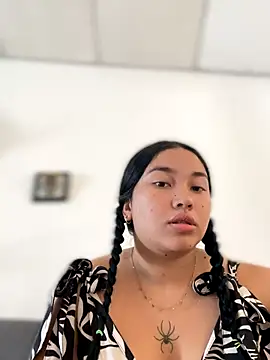 Snapshot of Vickybon chatting on November 29, 1:25 pm Vickybon online show from November 29, 1:25 pm