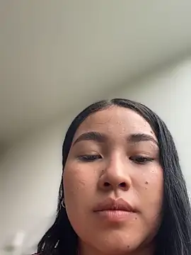 Snapshot of Vickybon chatting on December 5, 7:54 pm Vickybon online show from December 5, 7:54 pm