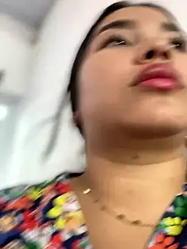 Vickybon online show from January 9, 2:09 pm