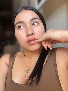 Vickybon online show from February 7, 7:50 pm