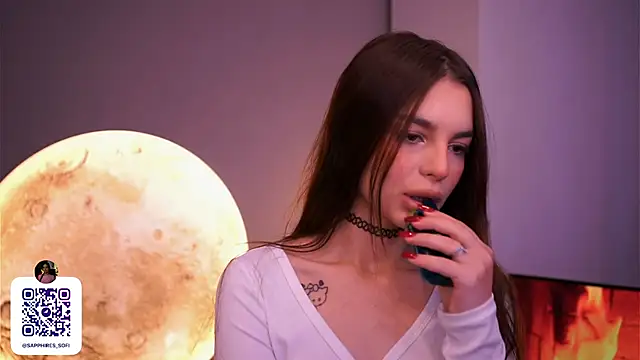 LauraHansil online show from December 1, 6:40 am