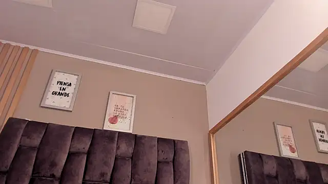 Snapshot of alana__ramos chatting on November 8, 1:11 pm alana ramos online show from November 8, 1:11 pm