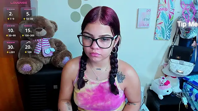 Emma boo online show from December 18, 3:40 pm