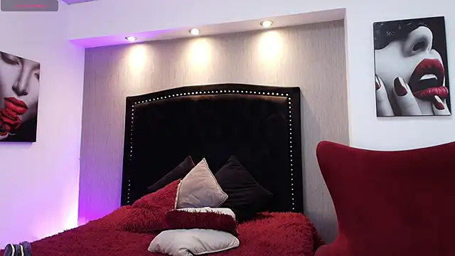 Snapshot of Luna_Lov_Titan chatting on December 14, 1:05 pm Luna Lov Titan online show from December 14, 1:05 pm