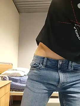 panco pillo online show from November 6, 9:37 pm