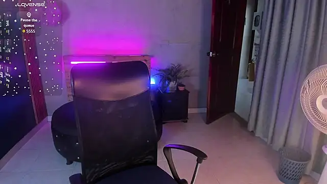 kane del toro online show from November 25, 2:11 am