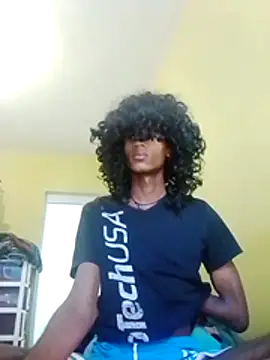 Snapshot of skinniyGabriel chatting on November 14, 12:48 pm skinniyGabriel online show from November 14, 12:48 pm