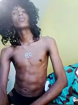 Snapshot of skinniyGabriel chatting on November 21, 1:21 pm skinniyGabriel online show from November 21, 1:21 pm