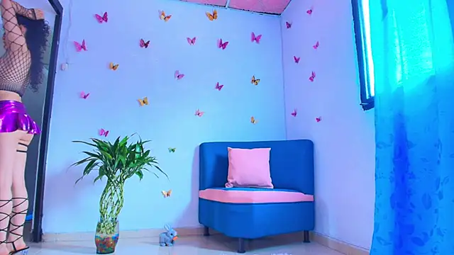 Juliet 1  online show from November 2, 2:30 pm