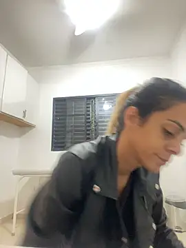 sabrinaneves online show from June 12, 3:11 pm