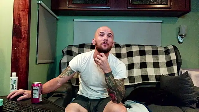 mrlicksalot3 online show from November 15, 2:09 am