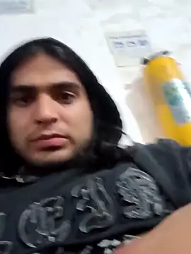 Snapshot of yuhenthr chatting on November 1, 4:36 am yuhenthr online show from November 1, 4:36 am