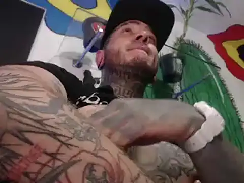 Snapshot of __mrmanny chatting on November 8, 3:01 pm mrmanny online show from November 8, 3:01 pm