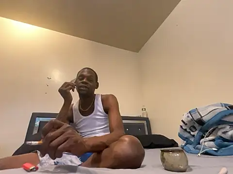 Snapshot of Trini2600 chatting on November 21, 12:10 am Trini2600 online show from November 21, 12:10 am