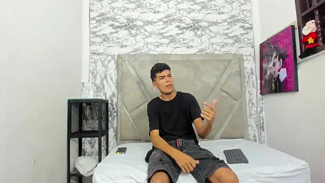 tomy hotboy online show from October 29, 6:04 am