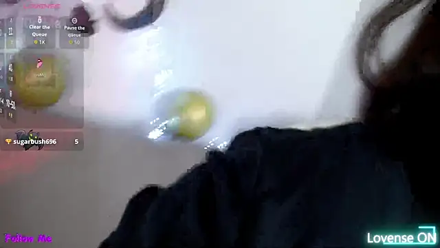 Snapshot of WOWalina chatting on November 2, 7:44 am WOWalina online show from November 2, 7:44 am