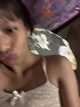 Snapshot of hottiebabe23 chatting on November 23, 12:16 pm hottiebabe23 online show from November 23, 12:16 pm