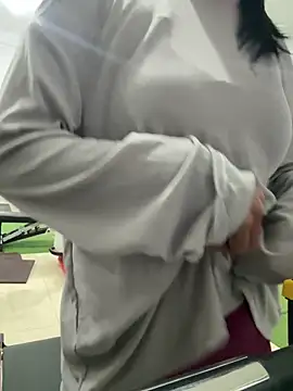 Snapshot of trinhvutrinh chatting on December 14, 12:21 pm trinhvutrinh online show from December 14, 12:21 pm