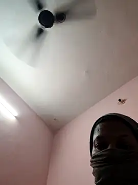 pujapujarrrr online show from November 1, 8:11 pm