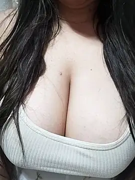 bodysexya online show from June 9, 10:05 am