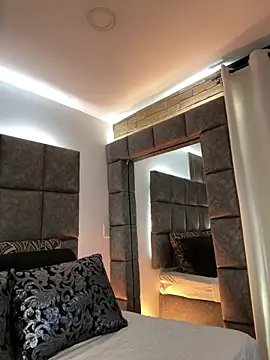 Snapshot of BrigitteVons chatting on March 12, 3:12 am BrigitteVons online show from March 12, 3:12 am